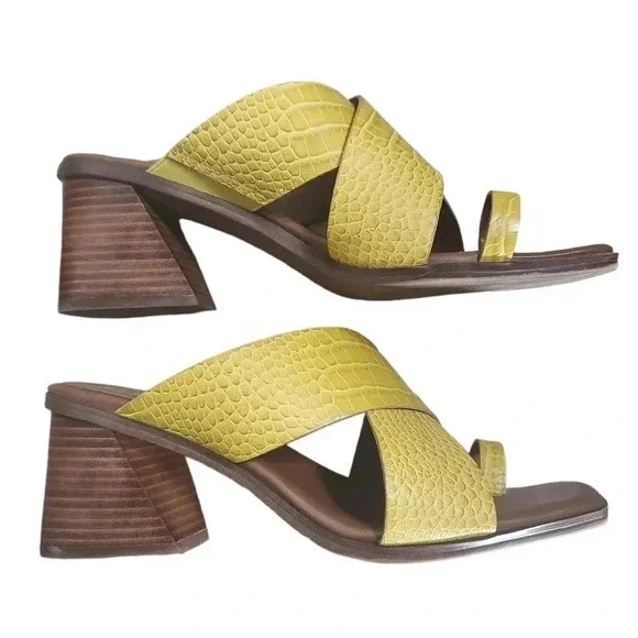 FRANCO SARTO Safia Womens Faux Leather Slip On Heels - Picture 4 of 5